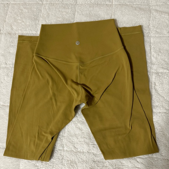 Lulu align leggings - Picture 2 of 3